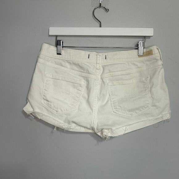 Abercrombie & Fitch Women’s White Denim Jean Short Shorts Size 27” 2 - Picture 2 of 5